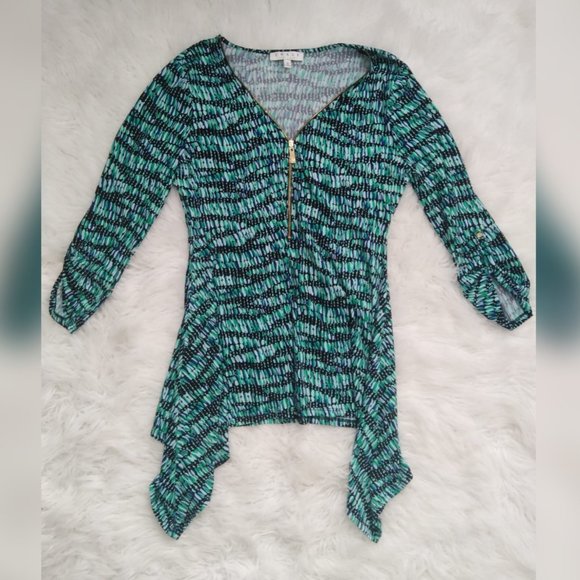 CHAUS NEW YORK

Quarter Zip Sharkbite Top - Picture 1 of 6